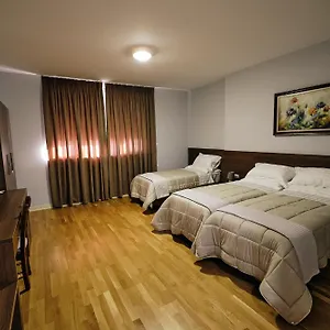 In Center Ξενοδοχείο