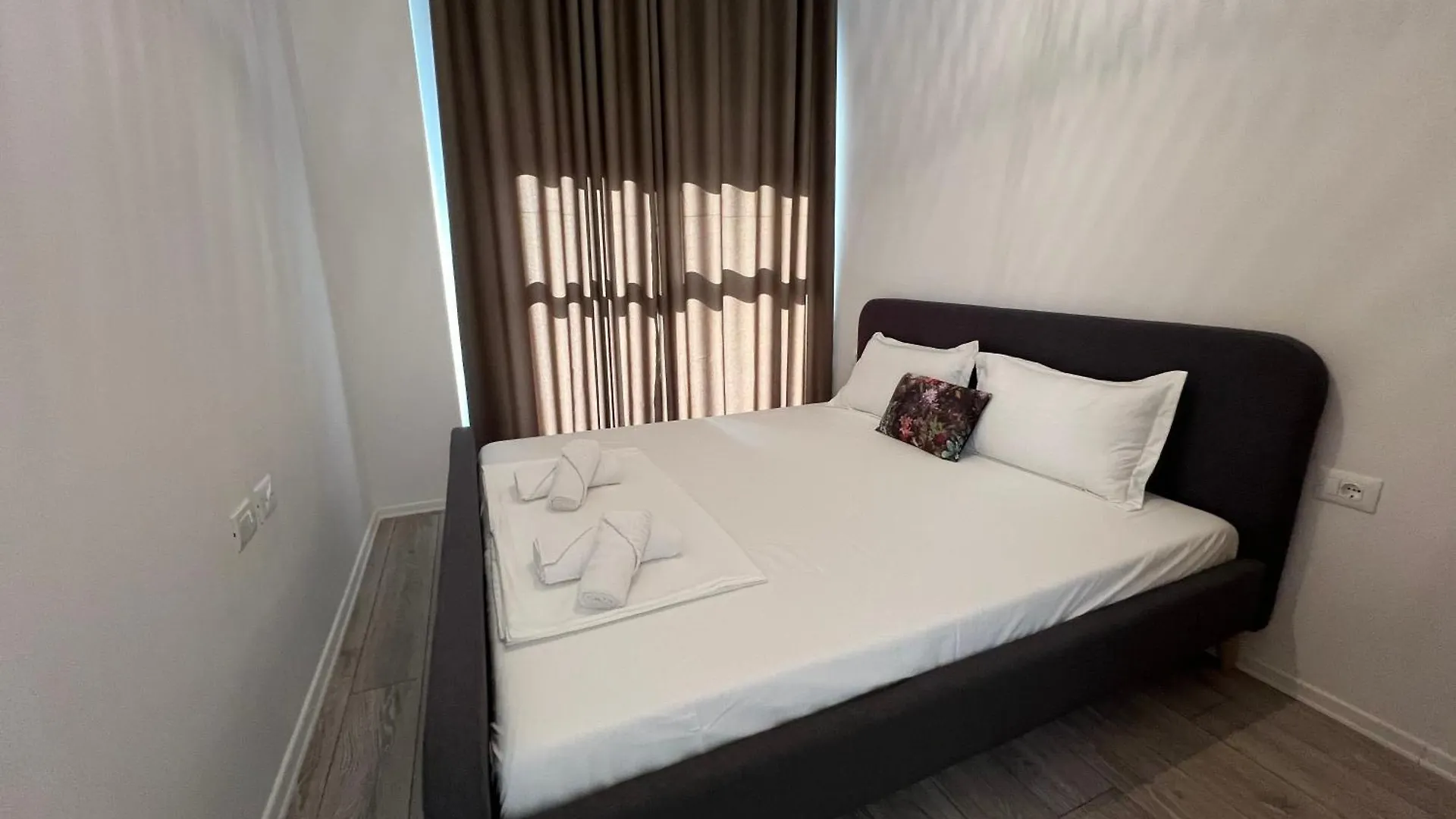 Sunflower Apartment Tirana Albania
